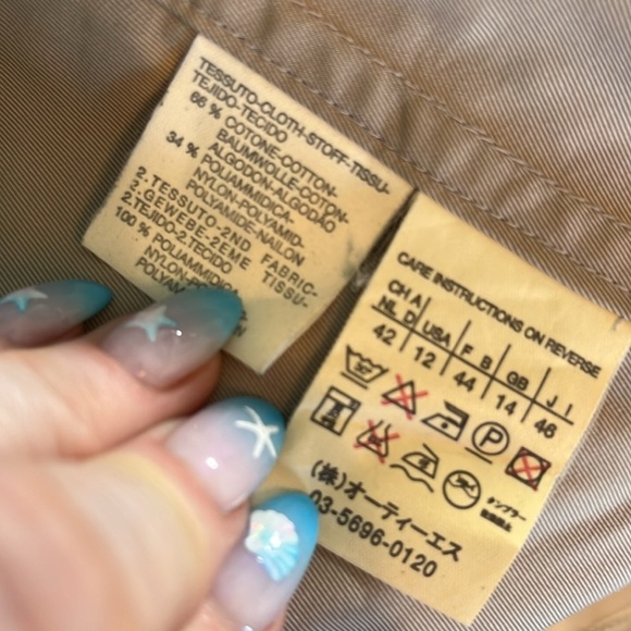 MaxMara Beige Trench Coat Size 12 Flap Pockets Tab Faux Belt Full Zipper & Snaps - Picture 10 of 12